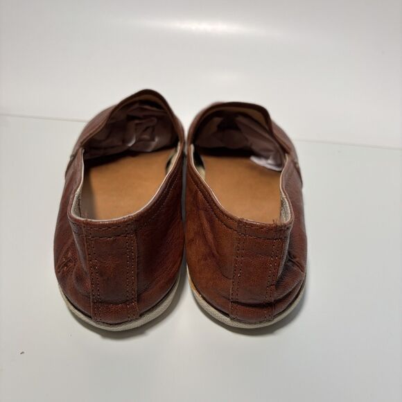 Frye Shoes Womens 8 Melanie Flats Slip On Loafer Brown Leather Casual Comfort - Picture 4 of 9